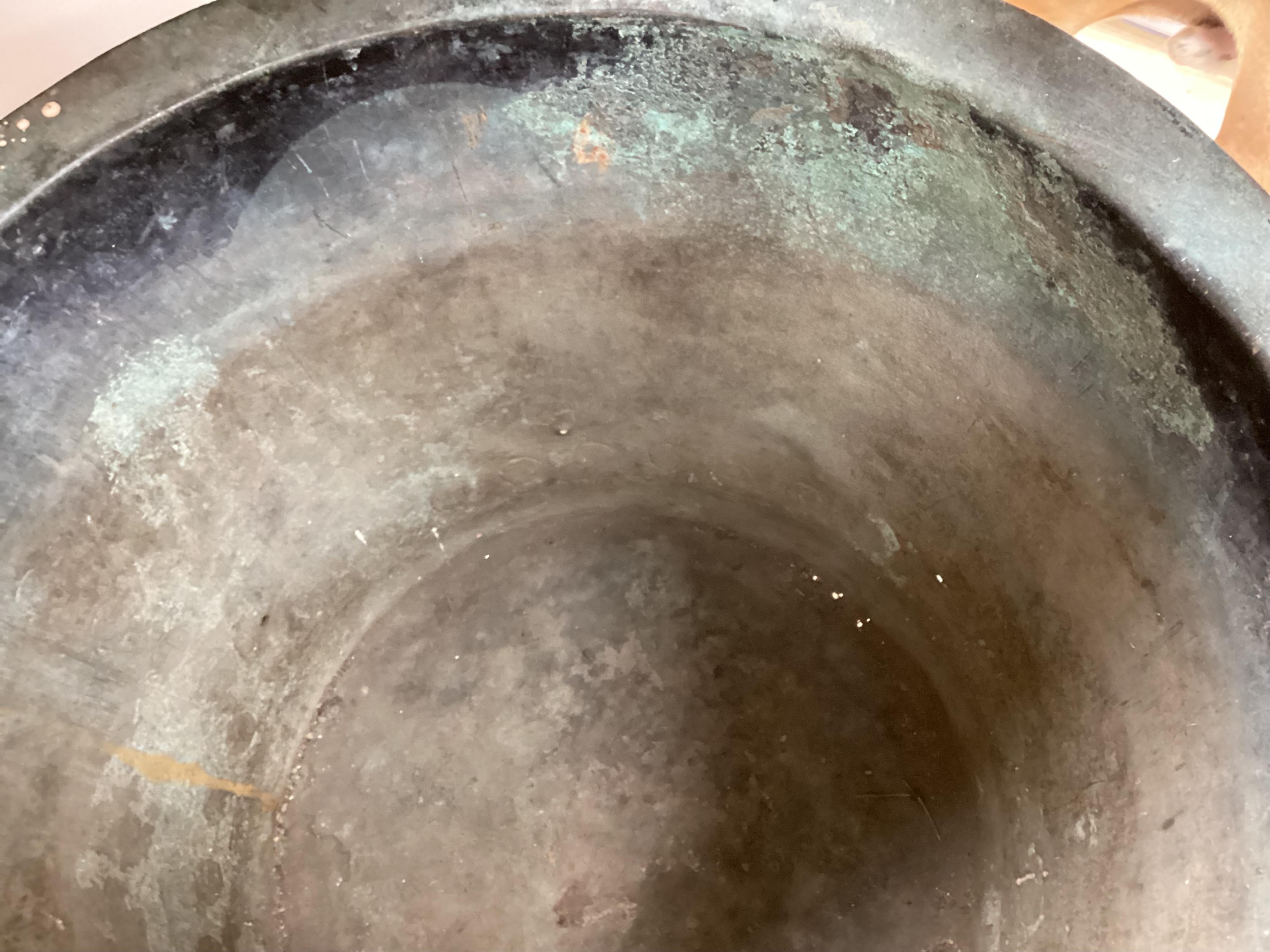 A large copper copper, 40cm high